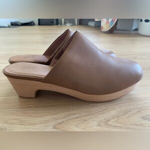 J Jill Cameron Leather Wooden Clogs Tan Heel Slip On size 8.5